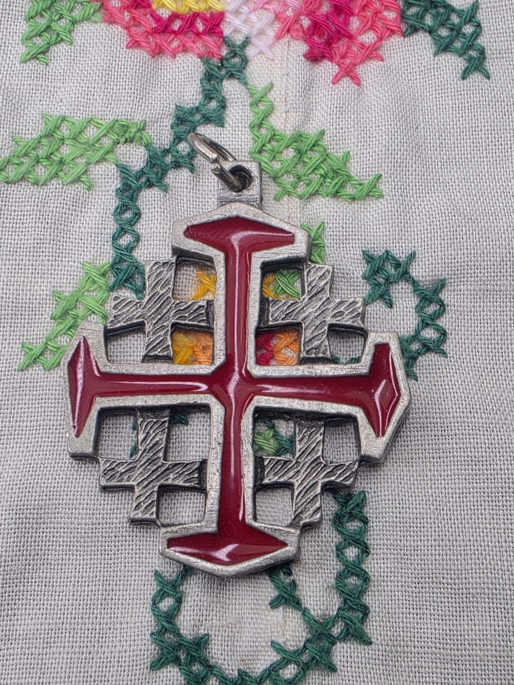 Vintage Jersalem Crusaders Cross Pendant Red Enamel Pewter Terra Sancta Guild
